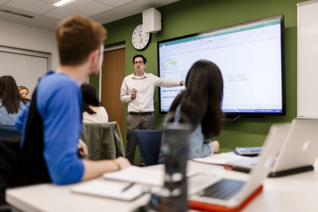 Stephen Perreault teaching accounting students