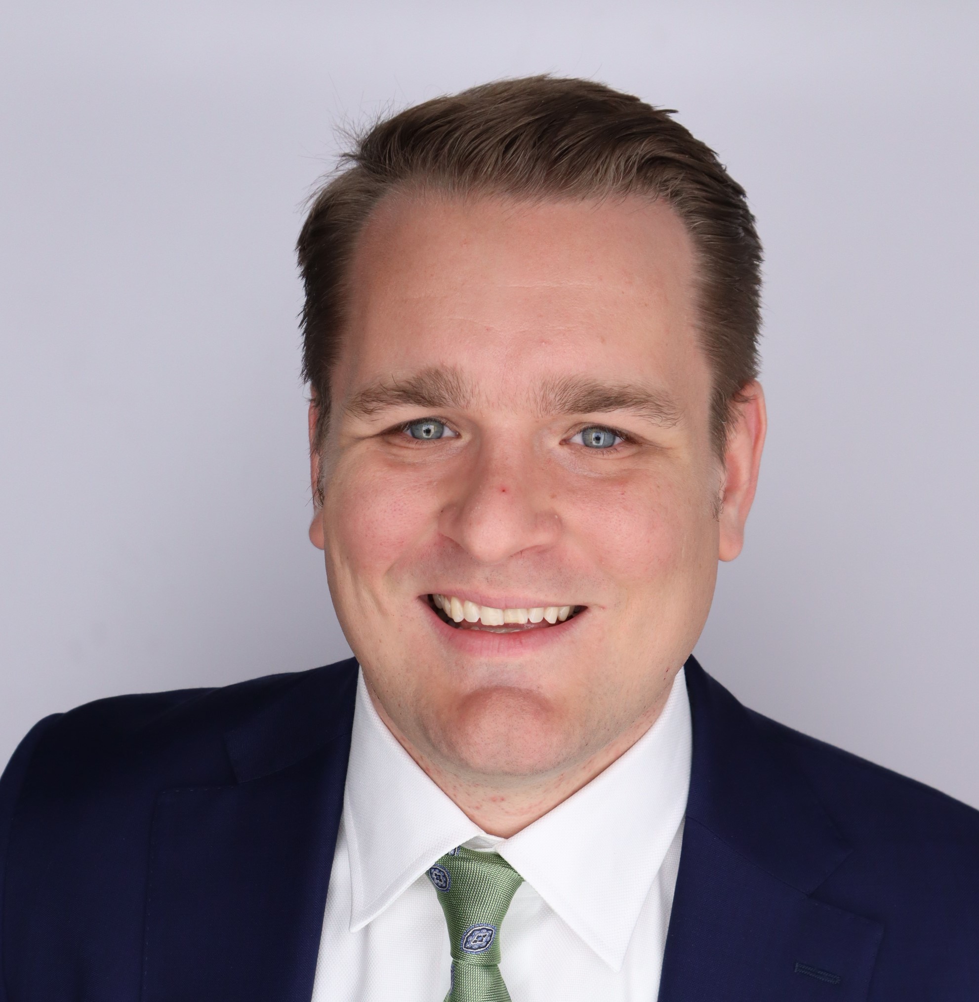 Andrew Mizera Headshot